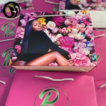Custom Luxury Gift Garment Paper Shopping Bags With Logo Print