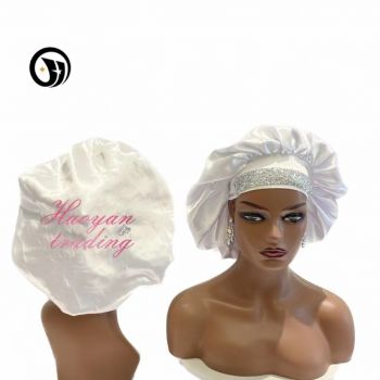 circle bonnet with diamonds